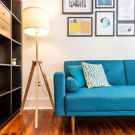 Bright & 1 Bedroom Apart.-w/ac+heating Apartment *